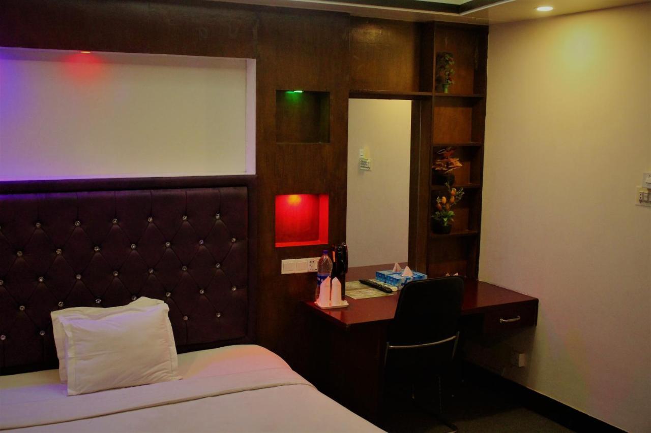 Hotel Blue Bird Dhaka Eksteriør bilde