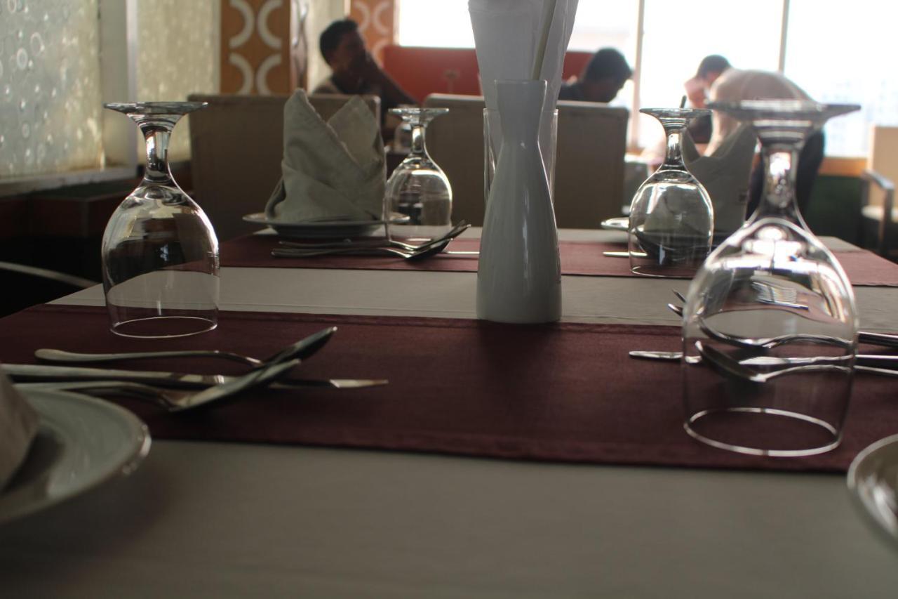Hotel Blue Bird Dhaka Eksteriør bilde