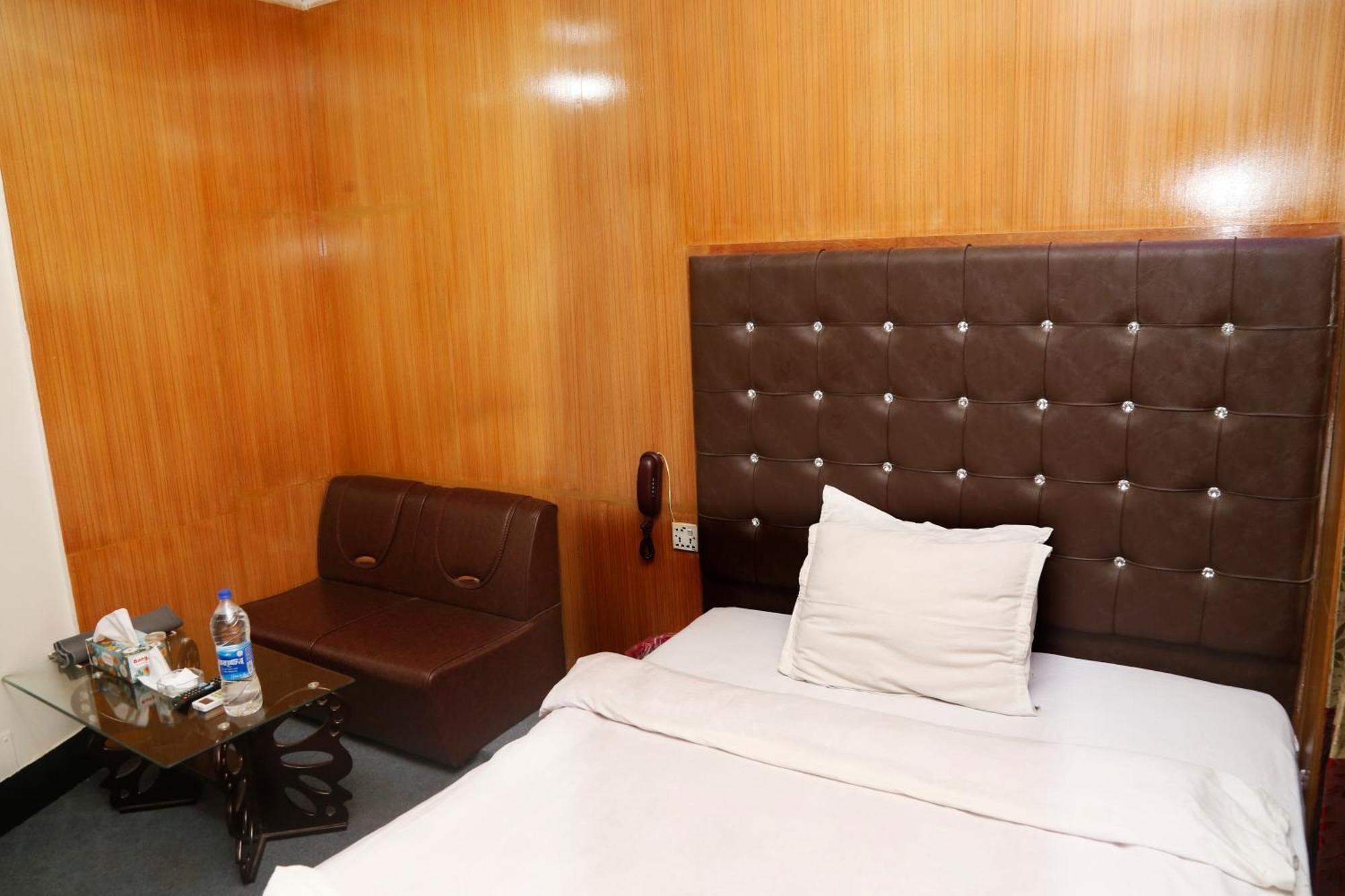 Hotel Blue Bird Dhaka Eksteriør bilde