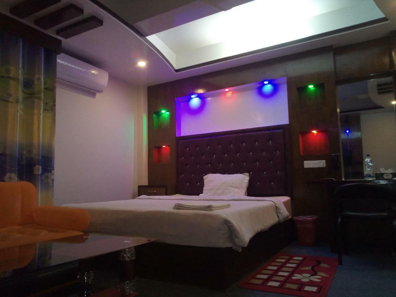 Hotel Blue Bird Dhaka Eksteriør bilde